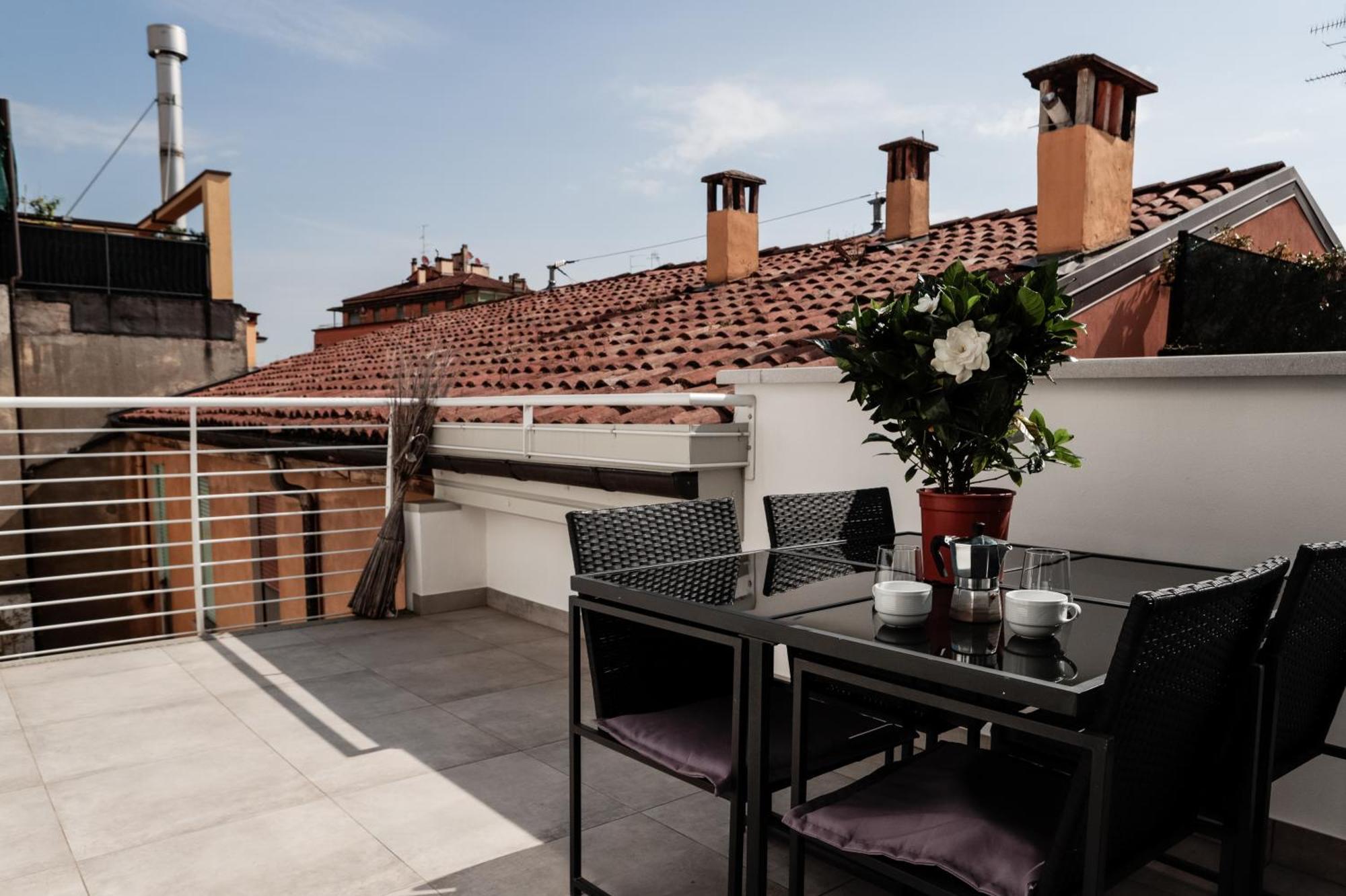 Ferienwohnung L'Attico Dell'Edera Bologna Exterior foto